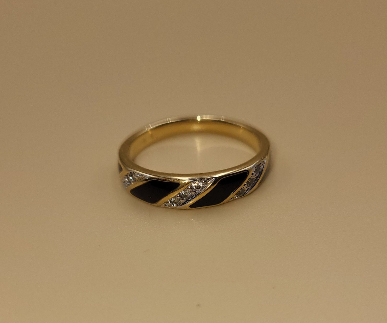 Bagues: 2 Goldene Ringe – D'occasion à Wald ZH par SwissPawnshop 2