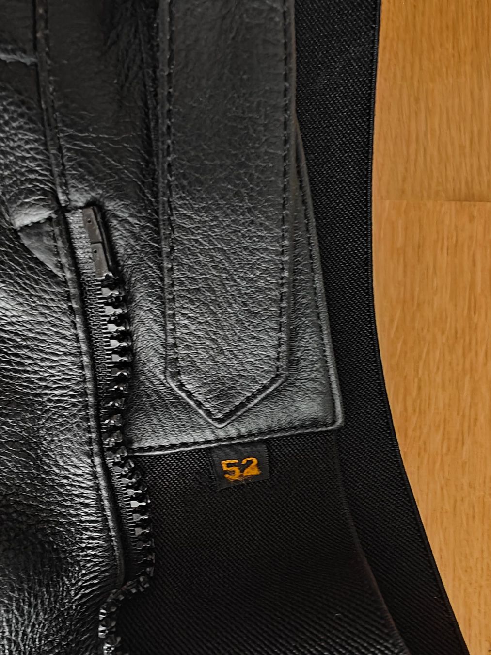 IXS Hosen: IXS Motorrad Lederhose Gr. 52 – Gebraucht aus Basel von Tiger16 3