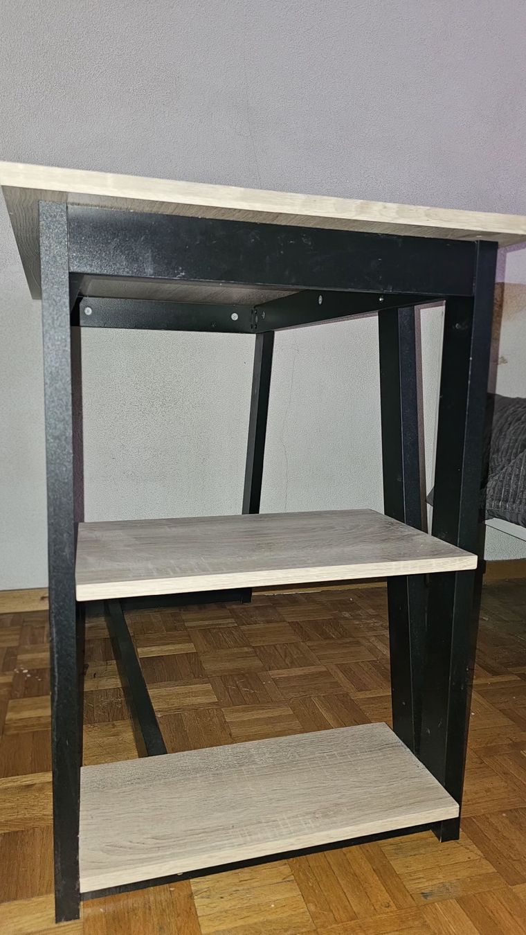 Conforama Scrivanie: Bureau – Usato da Payerne venduto da renvam 1
