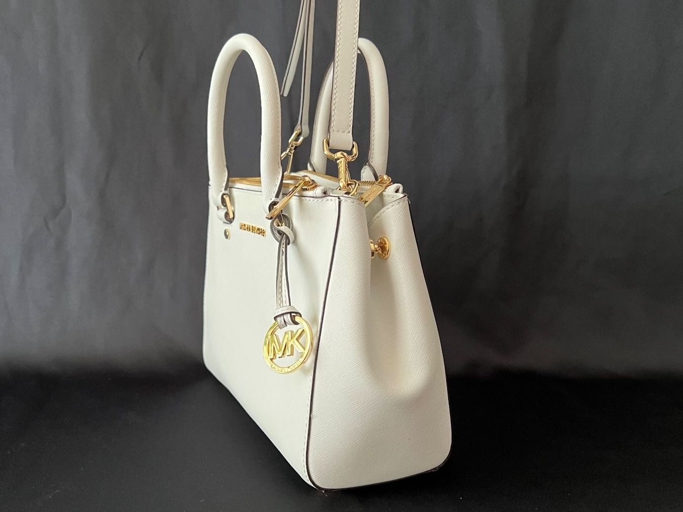 Michael Kors Borse da donna: Michael Kors Handtasche weiss – Usato da Allschwil venduto da mkraus09 1