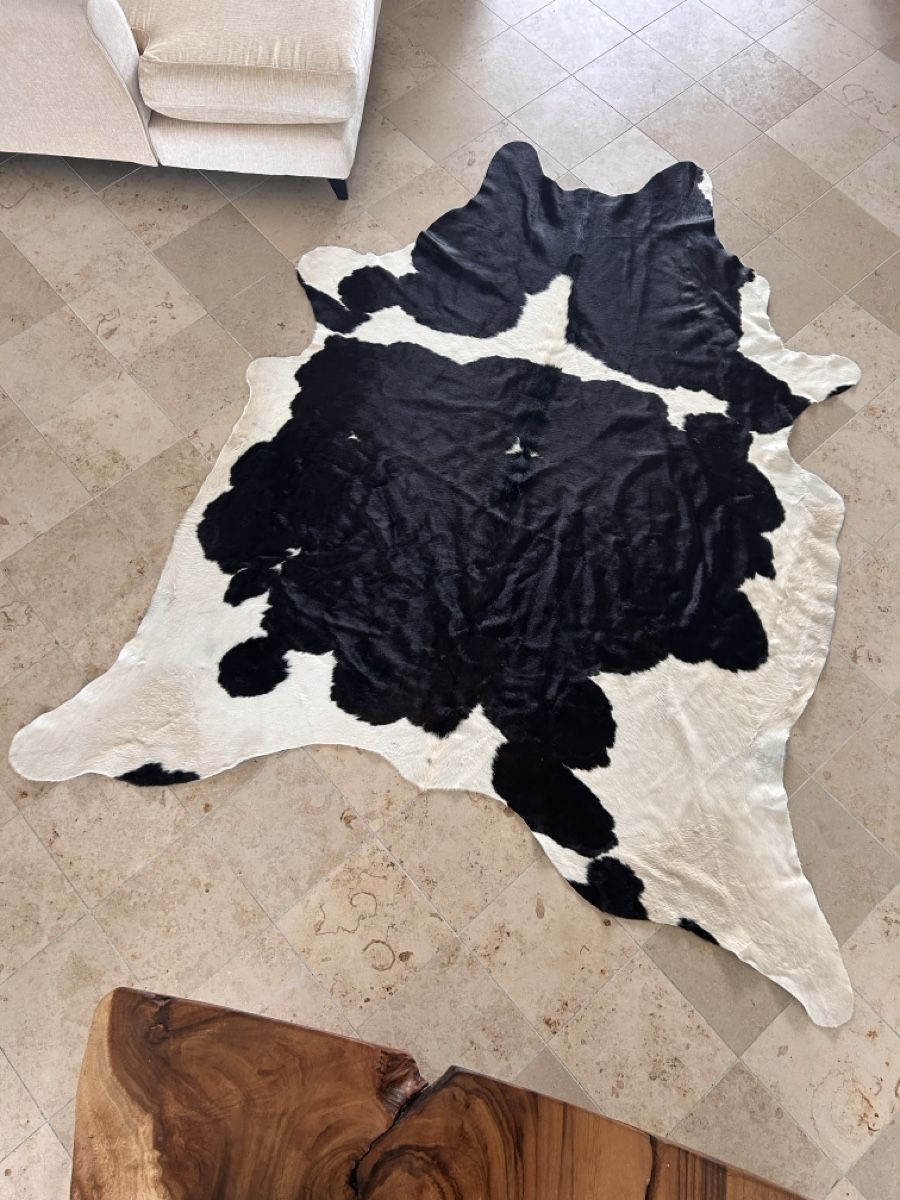 Tapis: Kuhfell Teppich Schwarz Weiss – D'occasion à Zürich par carpinteiro