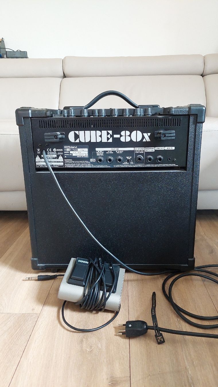 Roland Amplificatori: Roland Cube 80W – Usato da Richterswil venduto da Bamarai 1