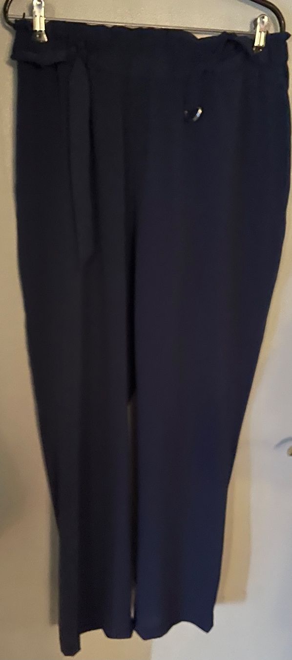 Pantaloni: Luftige Stoffhose - blau - Grösse 42/44 – Usato da Adligenswil venduto da Decor-Tech 2