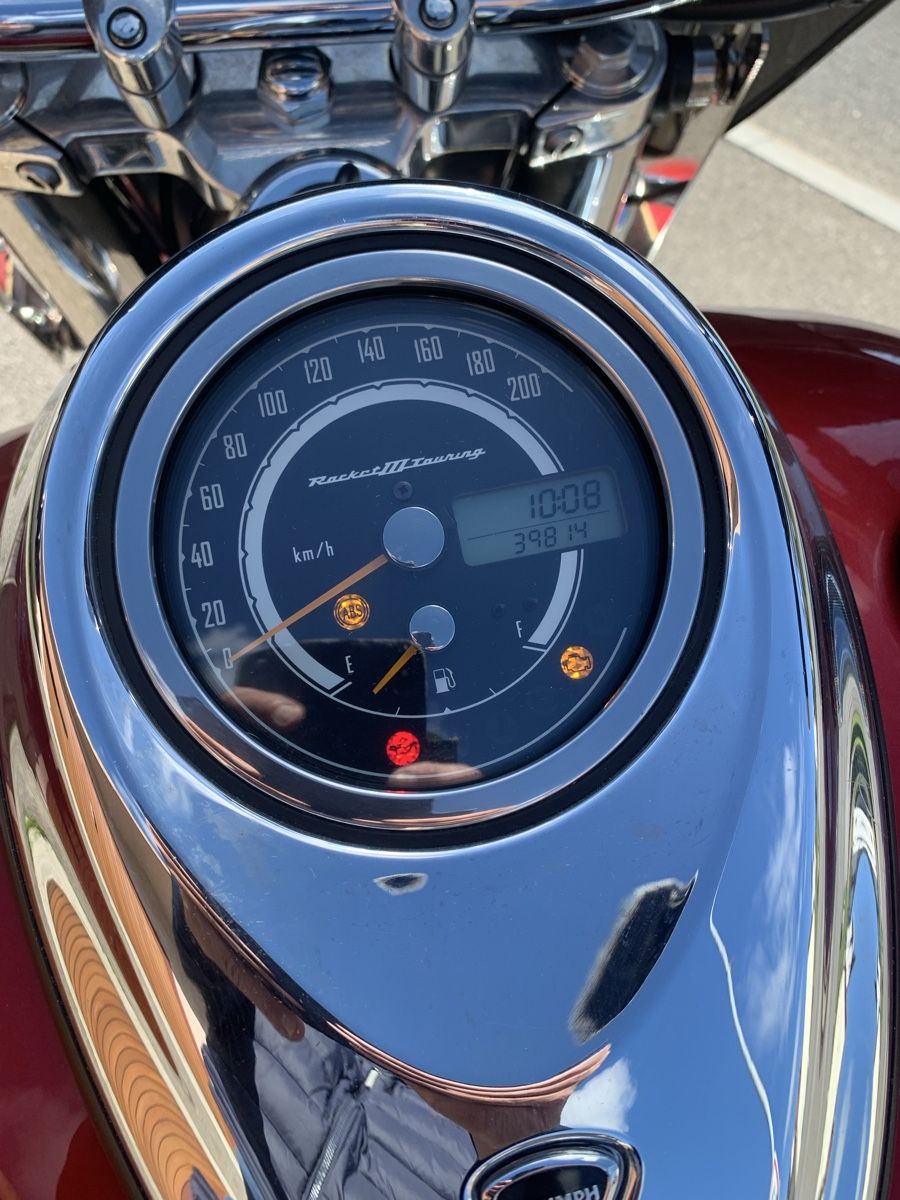Triumph Touring: Triumph Rocket III Touring – Usato da La Chaux-du-Milieu venduto da bla_qz9v 5