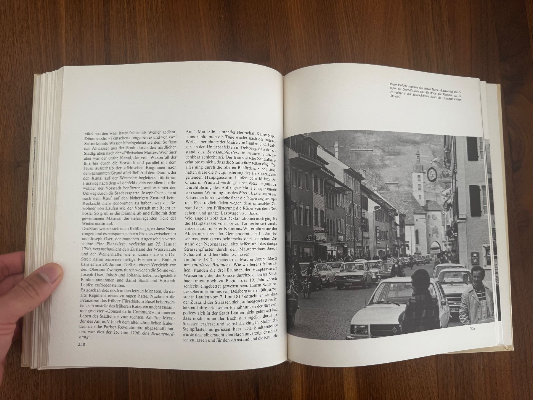 Bücher: Laufen - Geschichte einer Kleinstadt – Gebraucht aus Bern von Boox 3