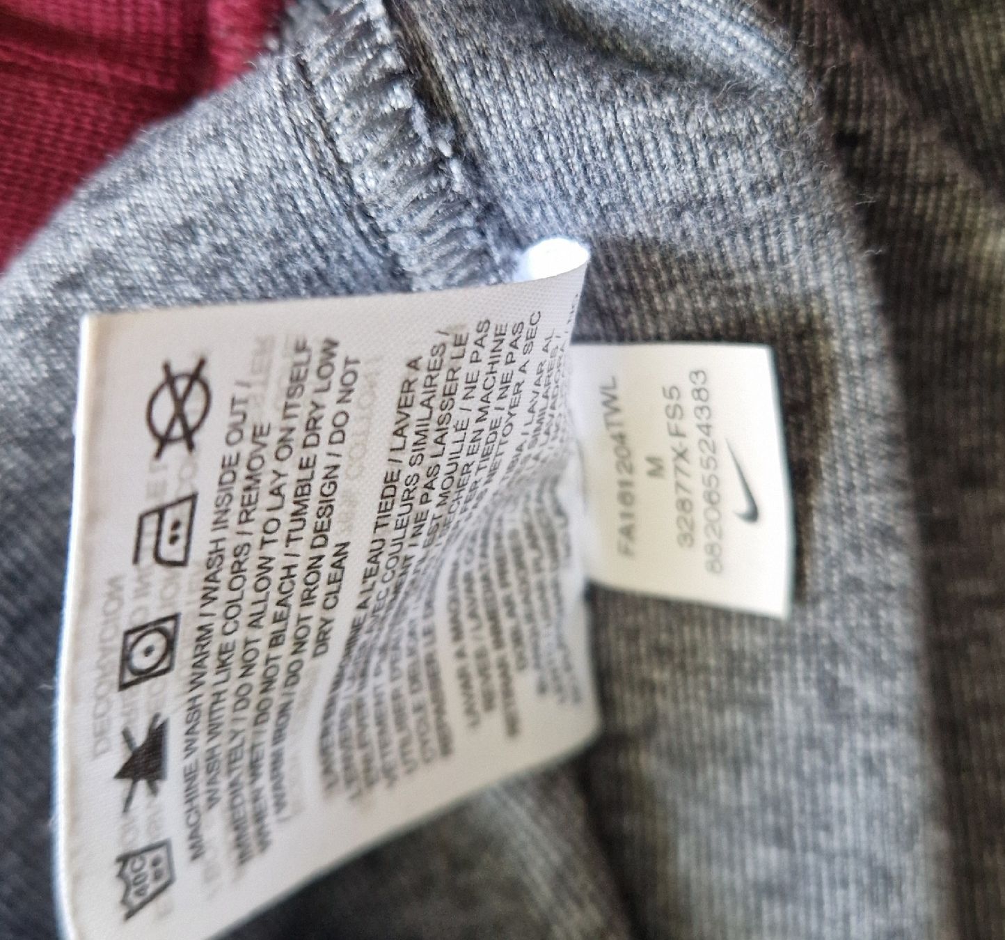 Nike Maglioni & Felpe: Nike Pullover, Grau-Weinrot, Grösse M, guter Zustand! – Usato da Glattbrugg venduto da 88LupoAlberto67 4