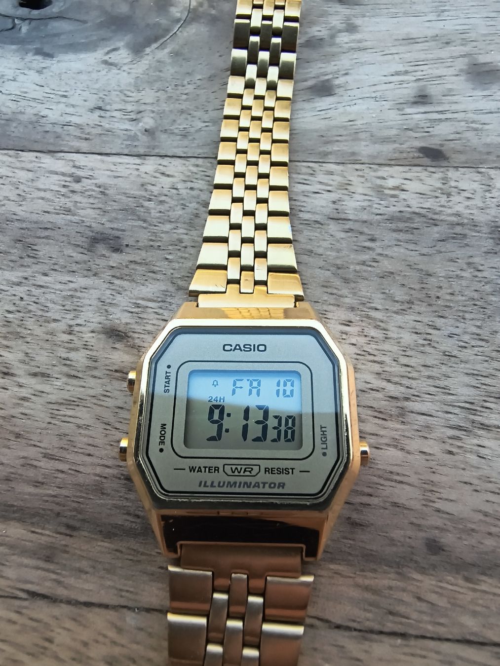 Casio Montres: CASIO Uhr in gold – D'occasion à Steffisburg par laali 2