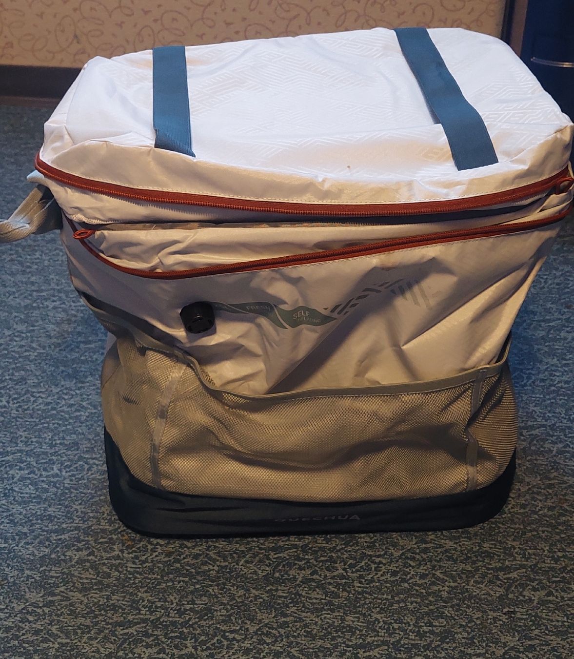 Decathlon Taschen: Quechua Kühltasche 25L von Decathlon – Neu (gemäss Beschreibung) aus Unterbäch VS von Nifadi 4