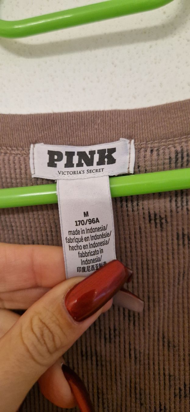 Victoria's Secret Maglioni & Felpe: Pull brun à carreaux Victoria's Secret, Taille M – Nuovo (secondo la descrizione) da Versoix venduto da aline_b 2
