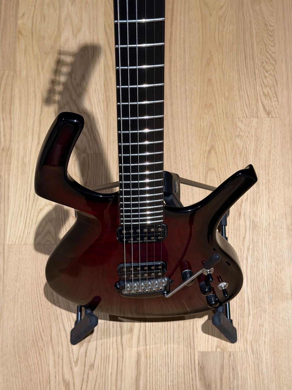 Strumenti musicali: Parker Fly Mojo, Flame Black Cherry Burst 2006 – Usato da Ins venduto da Sycor 7