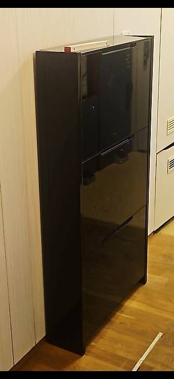 Armoires: Schuhschrank aus schwarzem Glas – D'occasion à Zürich par cha_txl7