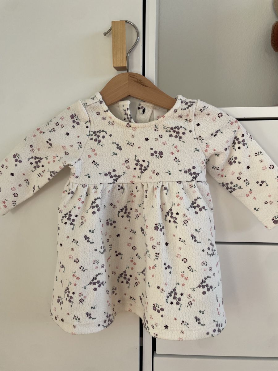 Robes et jupes: Gr. 62 Kleid – D'occasion à Wädenswil par flo8820