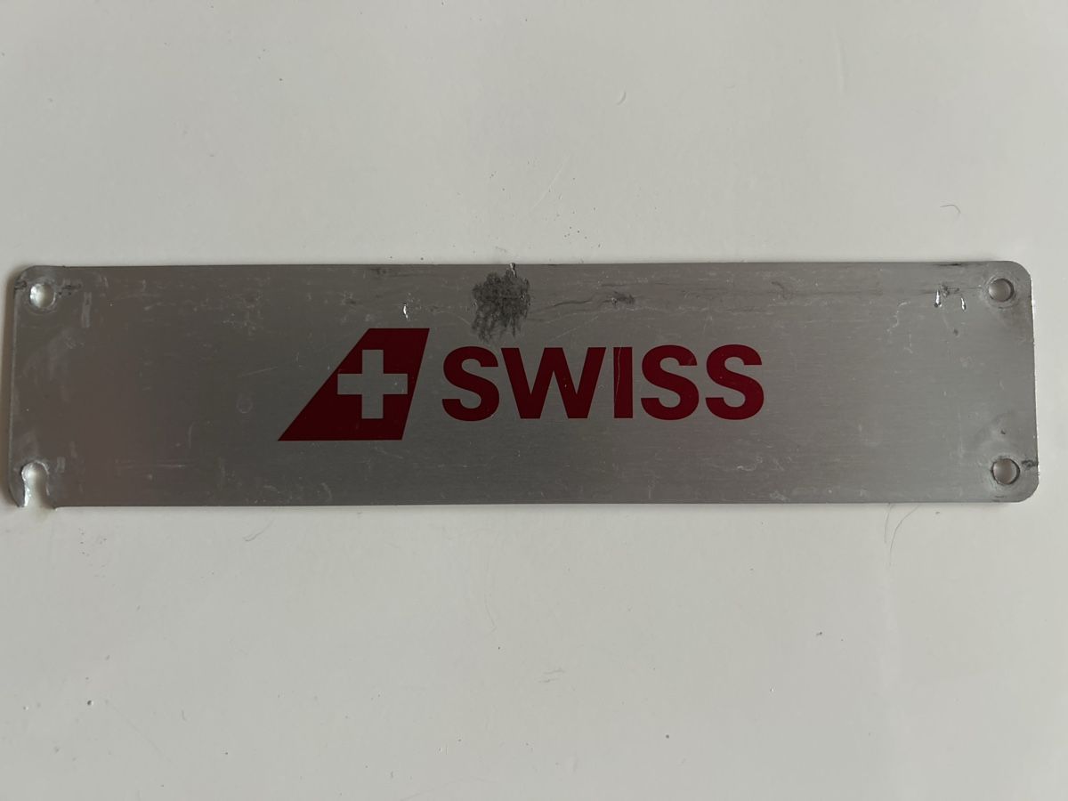 Ecriteaux: Swiss Flugzeug Trolley Schild – D'occasion à kloten par Sgana