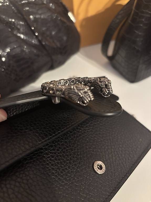 Borse da donna: Neue Gucci Dynosus Super-Mini mit Kette – Usato da Triesen venduto da besobeach5362 2