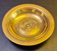 Schöne, kleine Schale aus Messing, alt
