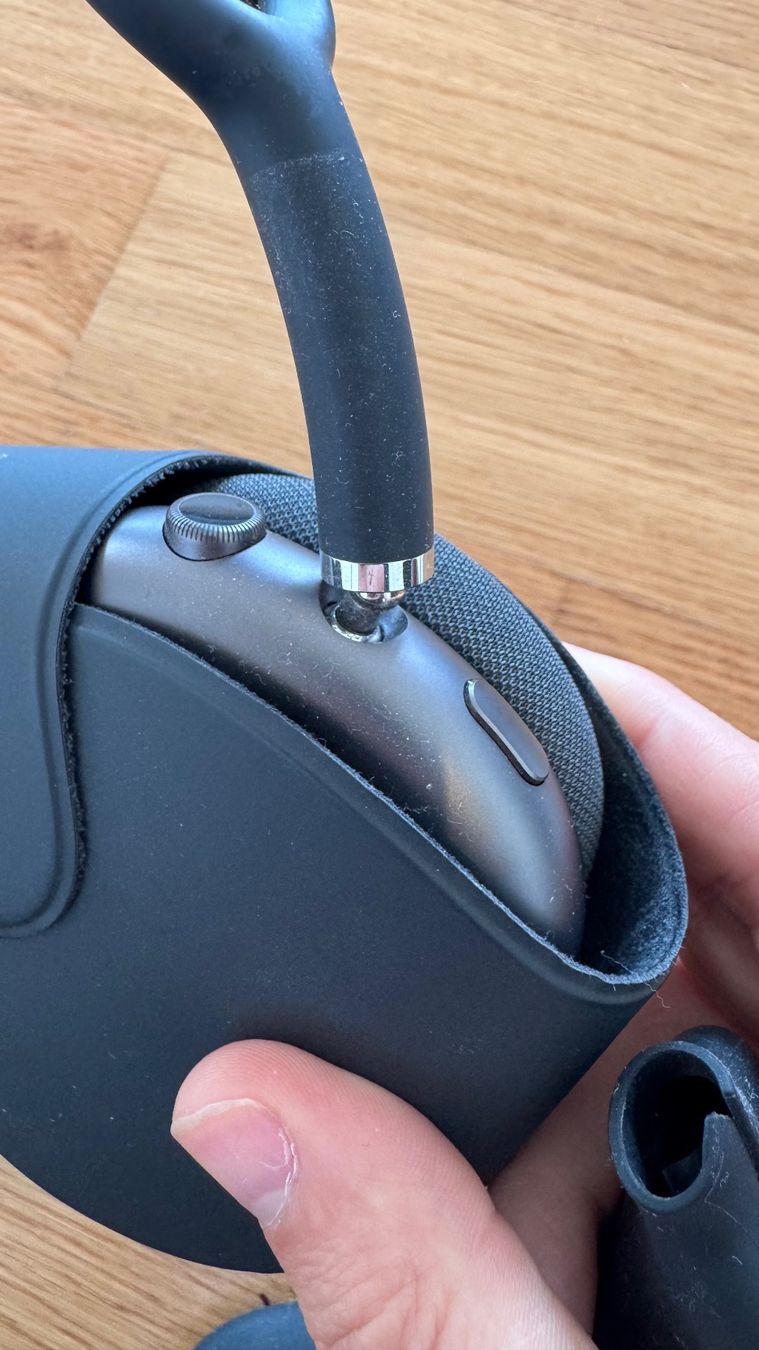 Apple Cuffie: Apple AirPods Max Space Grau (Lightning) – Usato da Wädenswil venduto da fabtastic 7