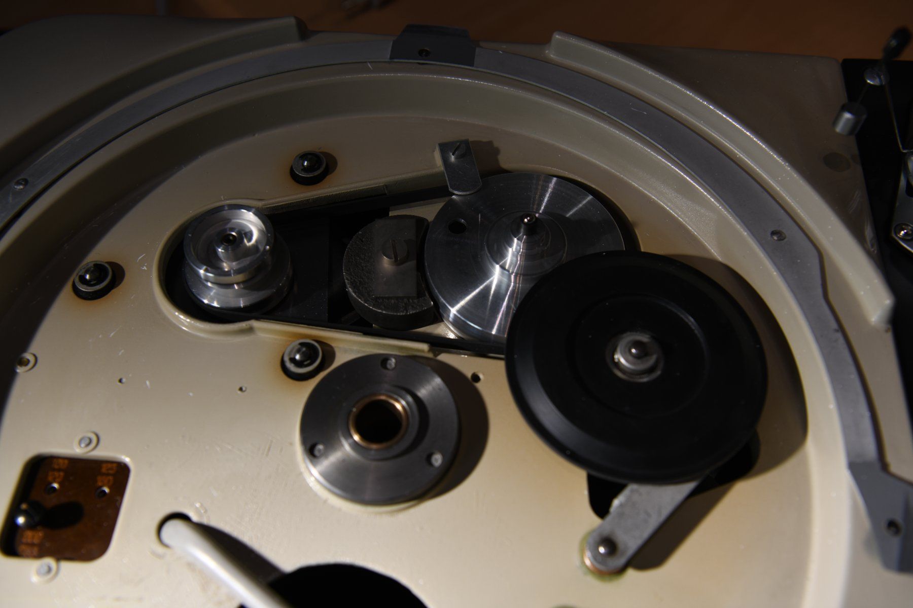 Thorens Giradischi: Thorens TD124 MKI Voll Revidiert – Usato da Hochfelden venduto da per54 7
