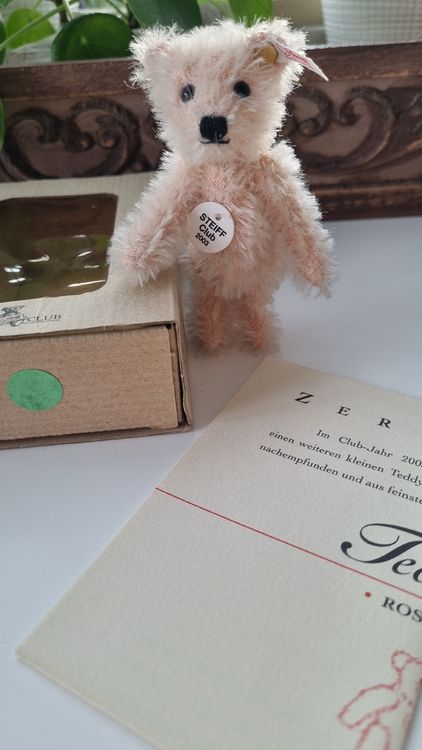 Steiff Jouets: Steiff Club Teddy Rina Rosa 7cm, 2003, Sammlerstück! – Neuf (Voir description) à Lobsigen par Tatzi