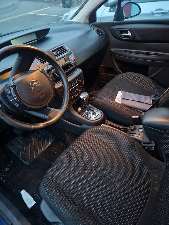 Autos: Citroen c4  1,6 auto – D'occasion à Vouvry par luismatos 1