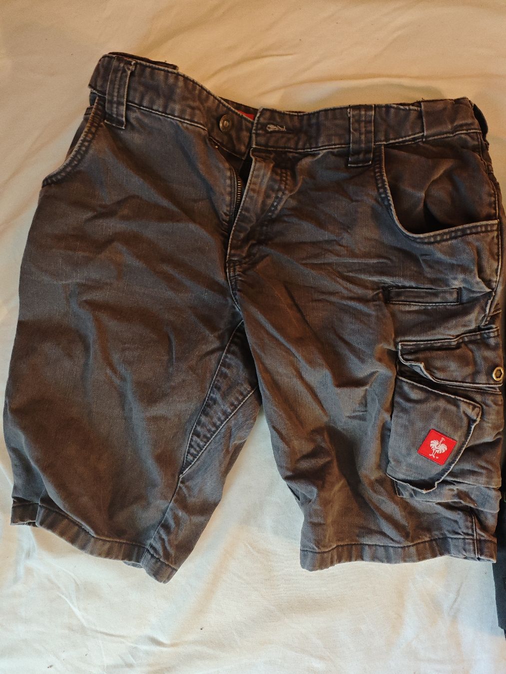 Engelbert Strauss Hosen: 3 Engelbert Strauss Hosen kurz EU 52 – Gebraucht aus Meisterschwanden von inf_g5py 3