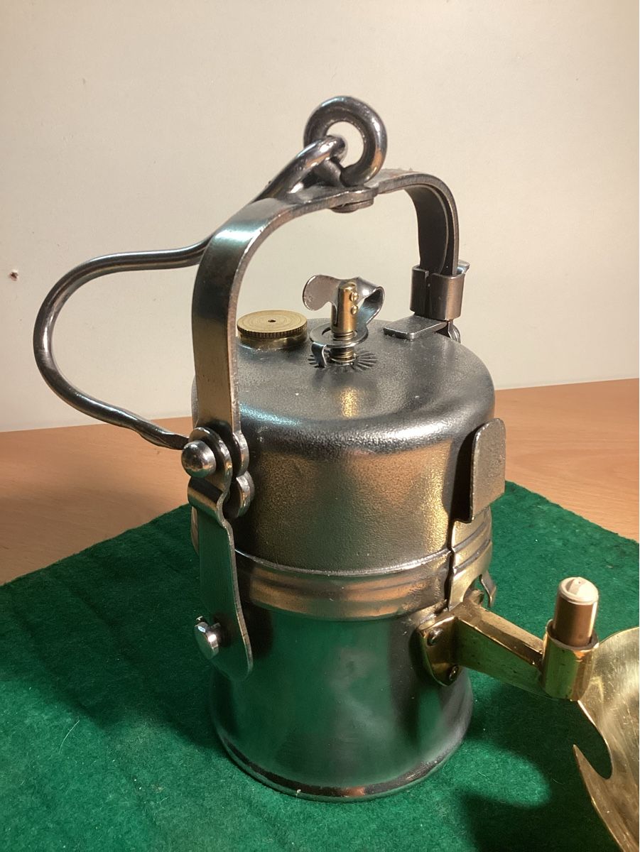 Lampes: Antike Karbid Grubenlampe – D'occasion à Zuzwil SG par lak_x6f2 1