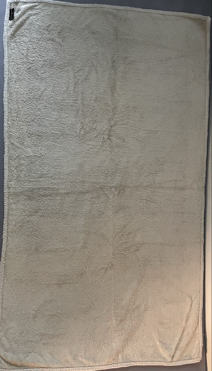 Badetücher: Louis Vuitton  Badetuch  145x83cm – Gebraucht aus Waldenburg von LuxusTrends 1