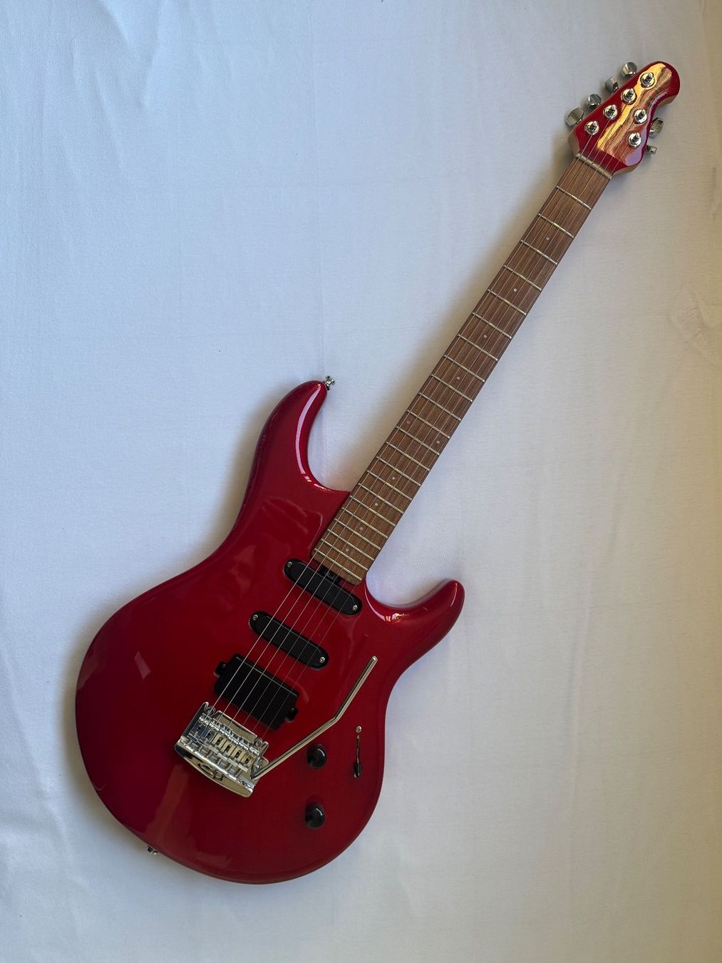 Strumenti musicali: Gitarre OLP Luke in Candyred – Usato da Wichtrach venduto da AdrianZ