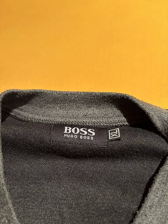 Pullover & Sweatshirts: Hugo Boss Pullover – Gebraucht aus Blumenstein von pzb_pc57 3
