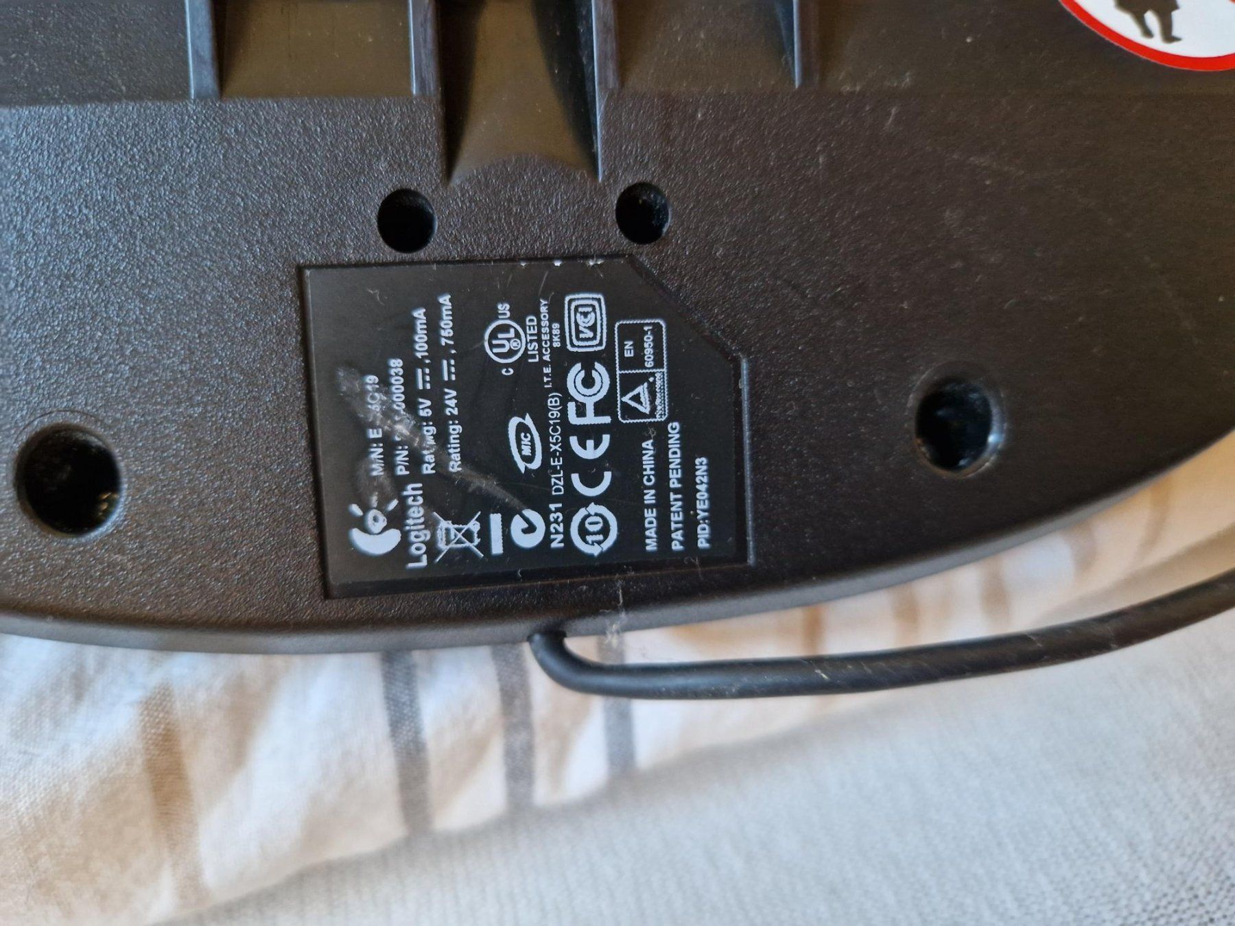 Controller: Logitech Driving Force GT Lenkrad (E-X5C19) – Gebraucht aus Kandergrund von hor_8xln 4