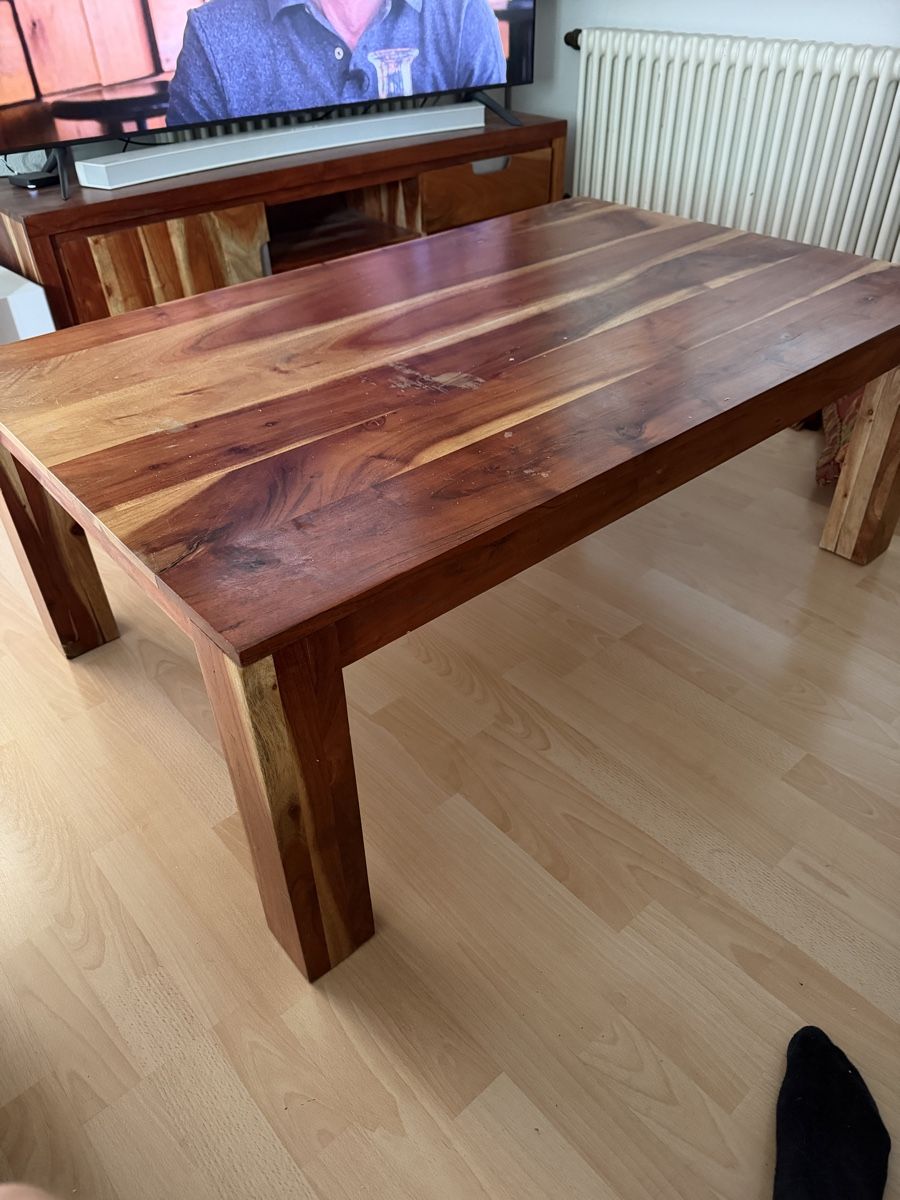 Tables: Holztisch Wohnzimmertisch – D'occasion à Uzwil par ste_7qmm