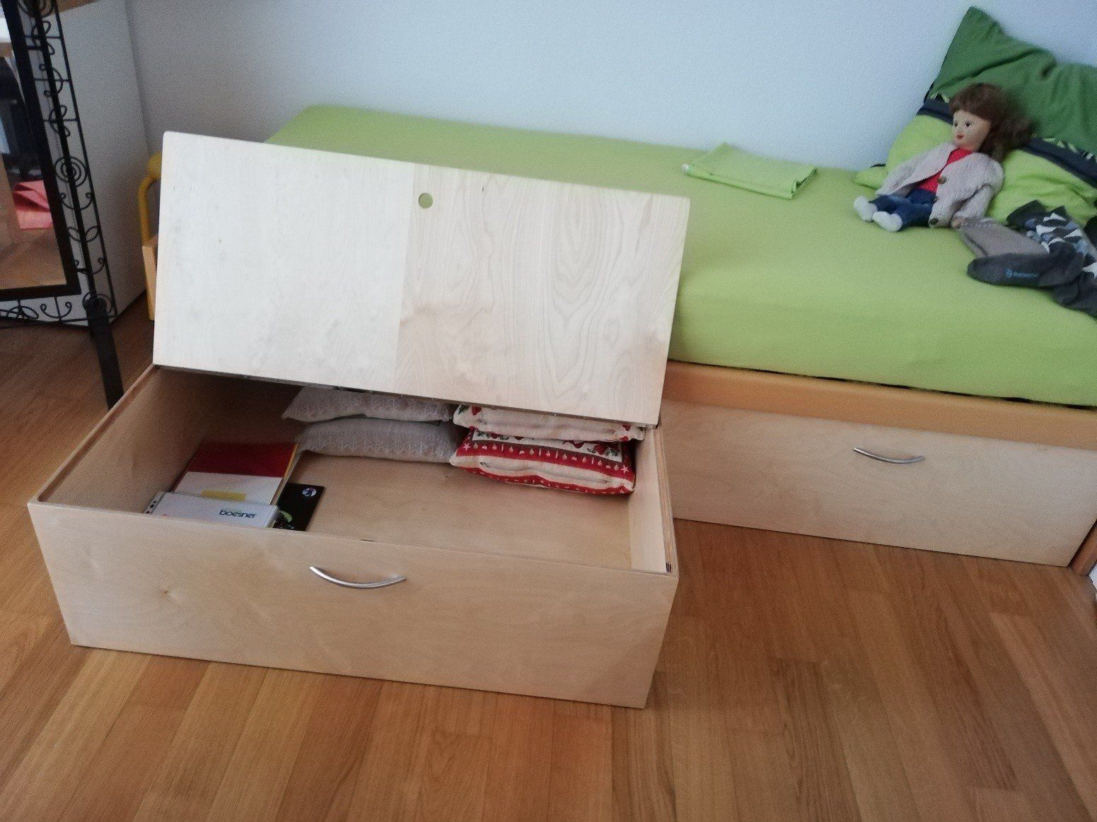 Letti: Bett mit 2 Schubladen – Usato da Birrwil venduto da rot_v7sc 1