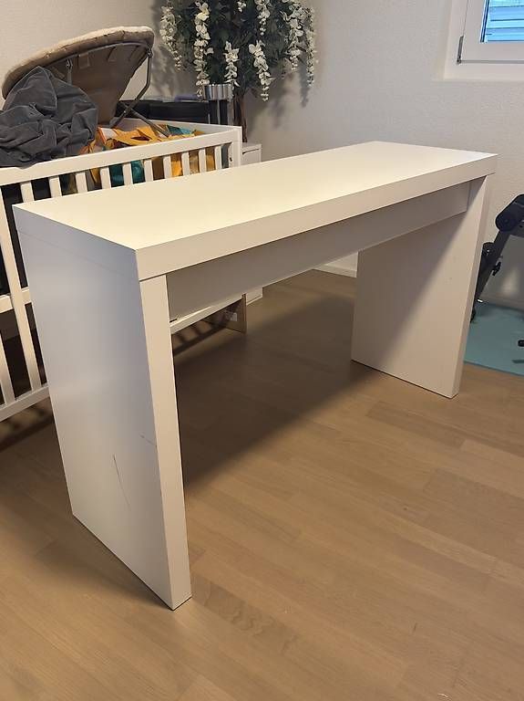 Schminktische: Ikea Malm Schminktisch – Gebraucht aus Einsiedeln von mel_g2bq