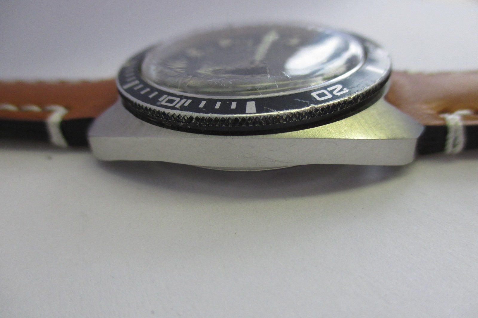 Uhren: Vintage Diver Gamma 200 Meter Edelstahl – Gebraucht aus Zeihen von Swissmade 6
