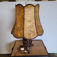 alte antike tischlampe