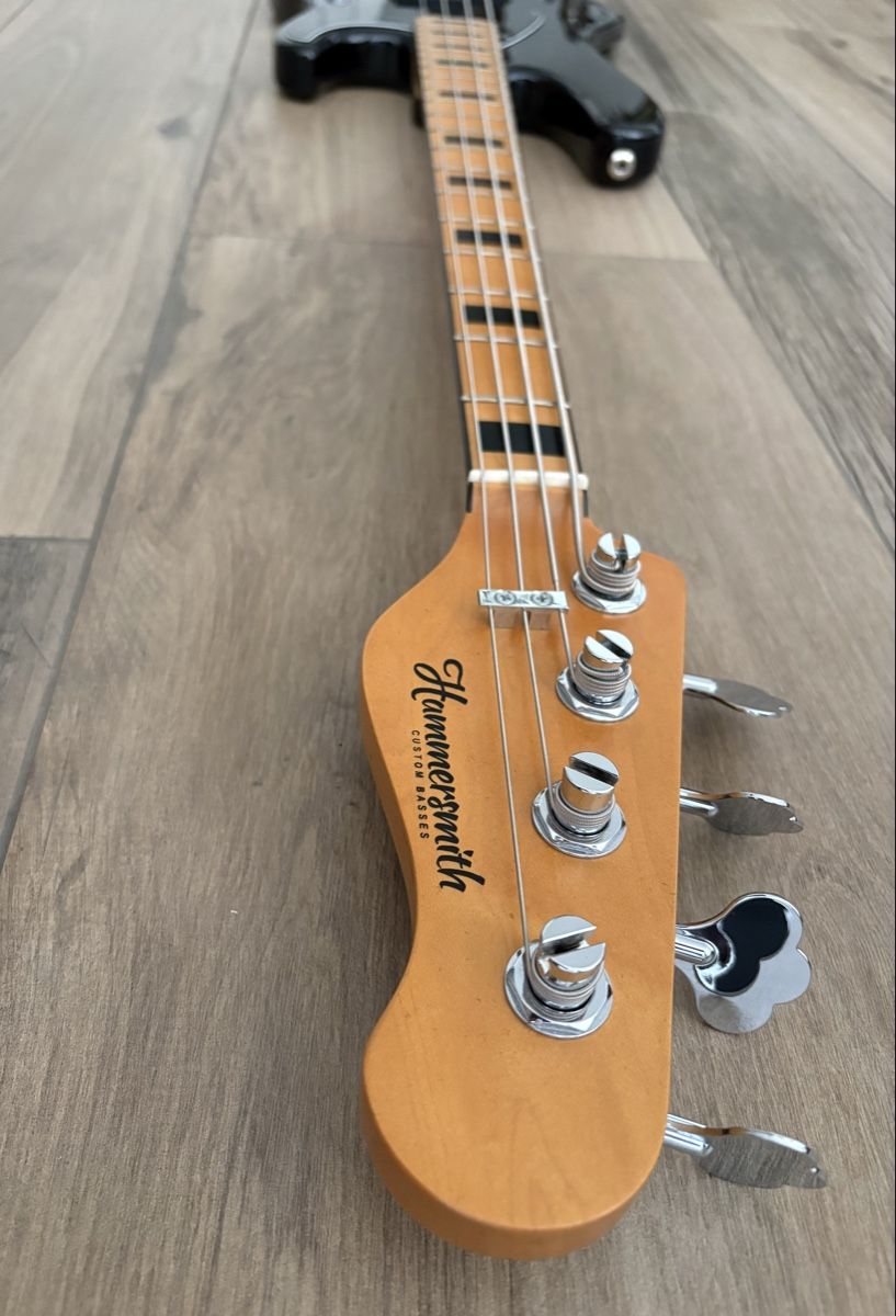Musikinstrumente: E-Bass „Hammersmith“ / Kanada – Gebraucht aus Schneisingen von Rogtrader 5