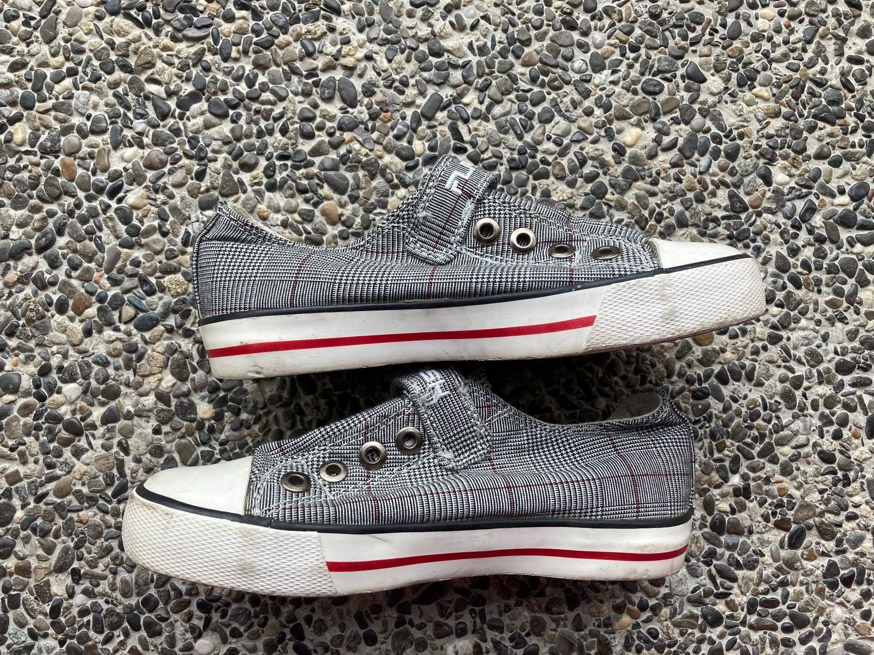 Scarpe per ragazzi: Turnschuhe, Sneakers Gr. 30 – Usato da Aetingen venduto da Nadinsky 4