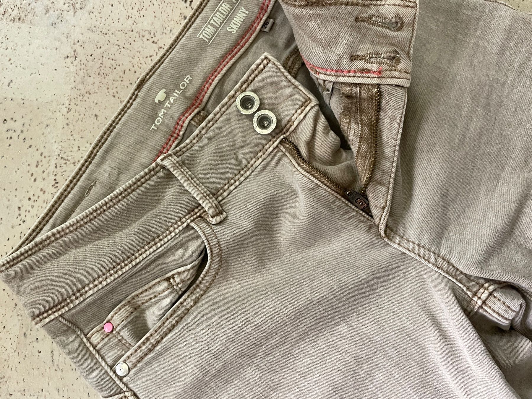 Tom Tailor Jeans: Skinny Jeans Tom Tailer beige Size 26 – Usato da Volketswil venduto da n_r_5gdf 1
