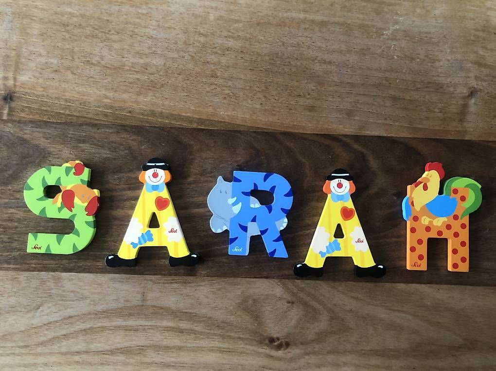 Libri: Lettres en bois SARAH – Usato da La Sarraz venduto da lenamoser