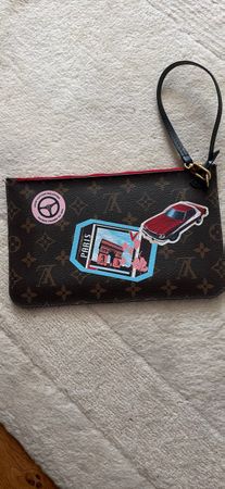 Louis Vuitton Pochette Monogram World Tour Limited Edition