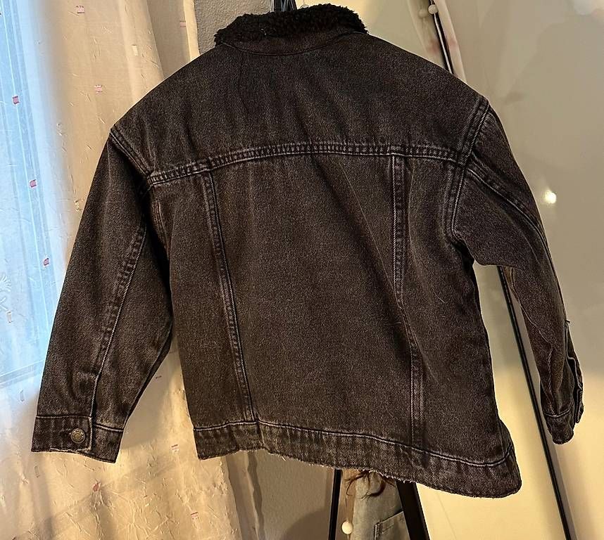 Jacken: Jeansjacke Jacke  122 – Gebraucht aus Buchs AG von Cres3 1