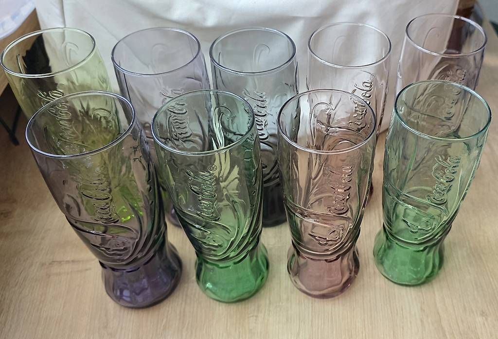 Verres: 13 Cola Gläser – D'occasion à St. Gallen par reb_955g