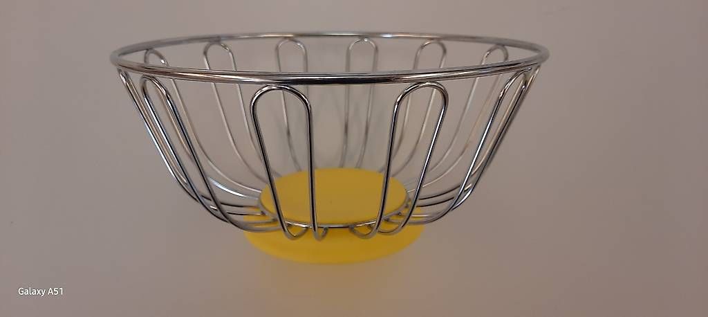 Recipients et similaires: Früchte, Brot Korb – D'occasion à Wädenswil par H2H_Secondhandshop