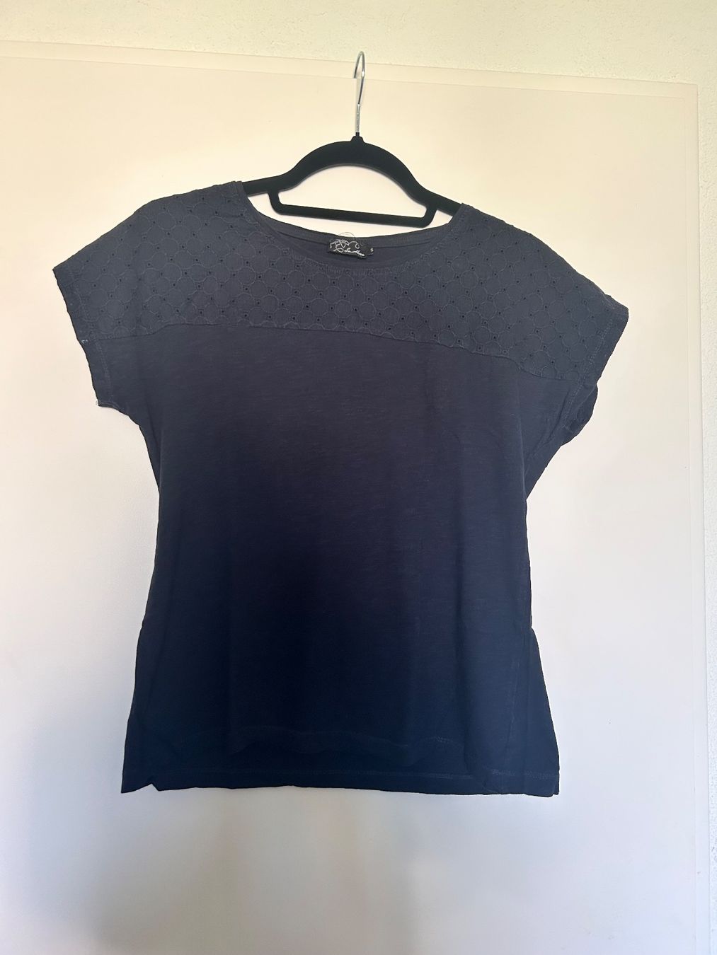 T-shirt: Damen Kurzarmshirt – Usato da Bad Ragaz venduto da ocl_2fyc