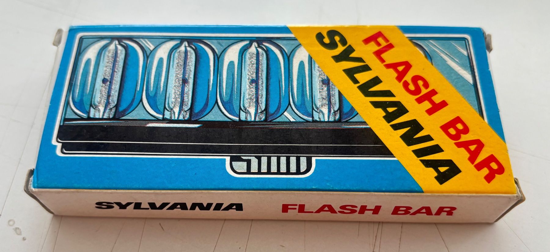 Blitze: Sylvania Flash Bar - 5 flash de chaque côté – Gebraucht aus Neuchâtel von gefdeneuch 2