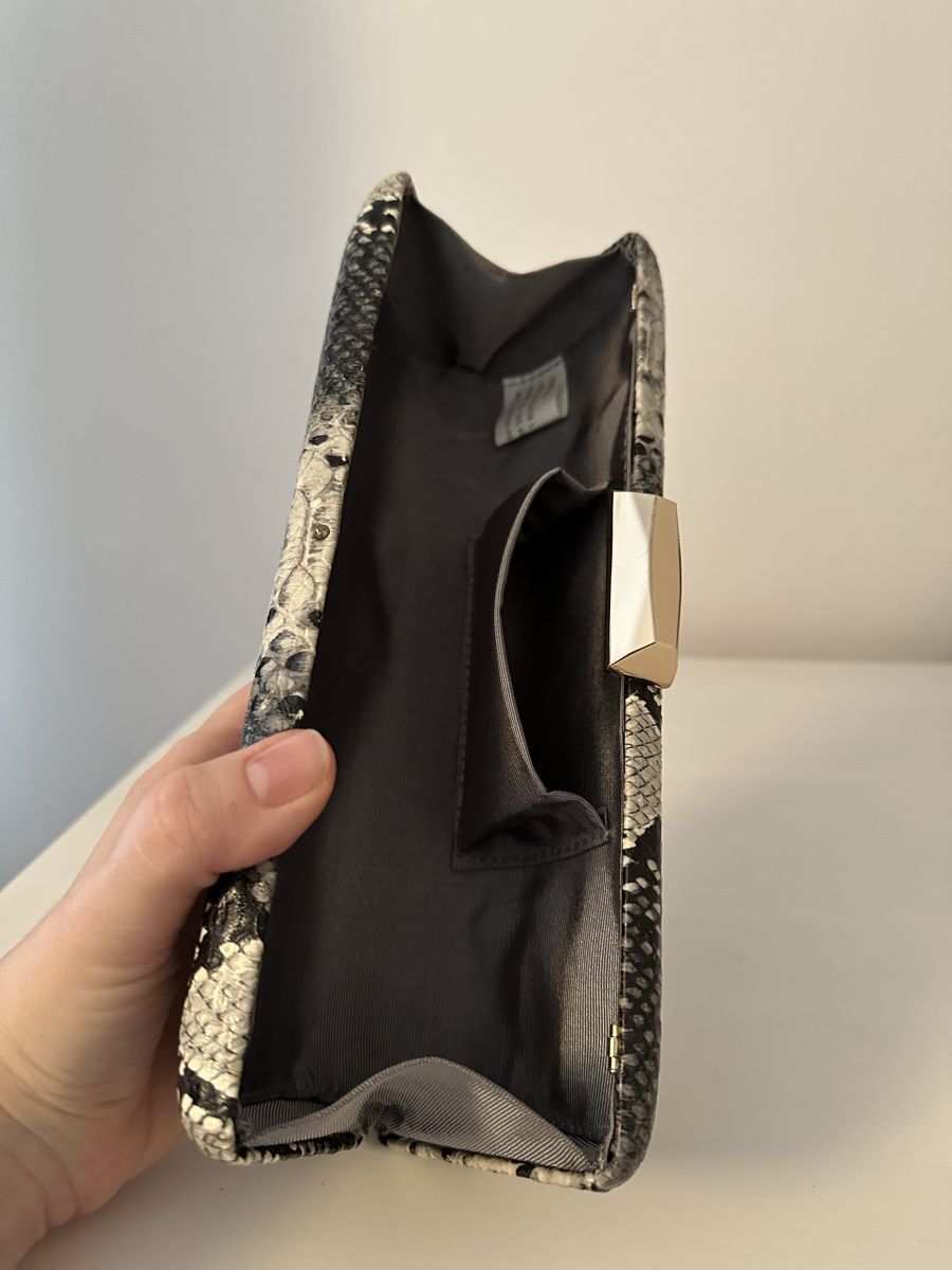 Borse da donna: Elegant Snake Print Clutch Bag - Evening Essential – Nuovo (secondo la descrizione) da Langnau am Albis venduto da vitaklimova 2