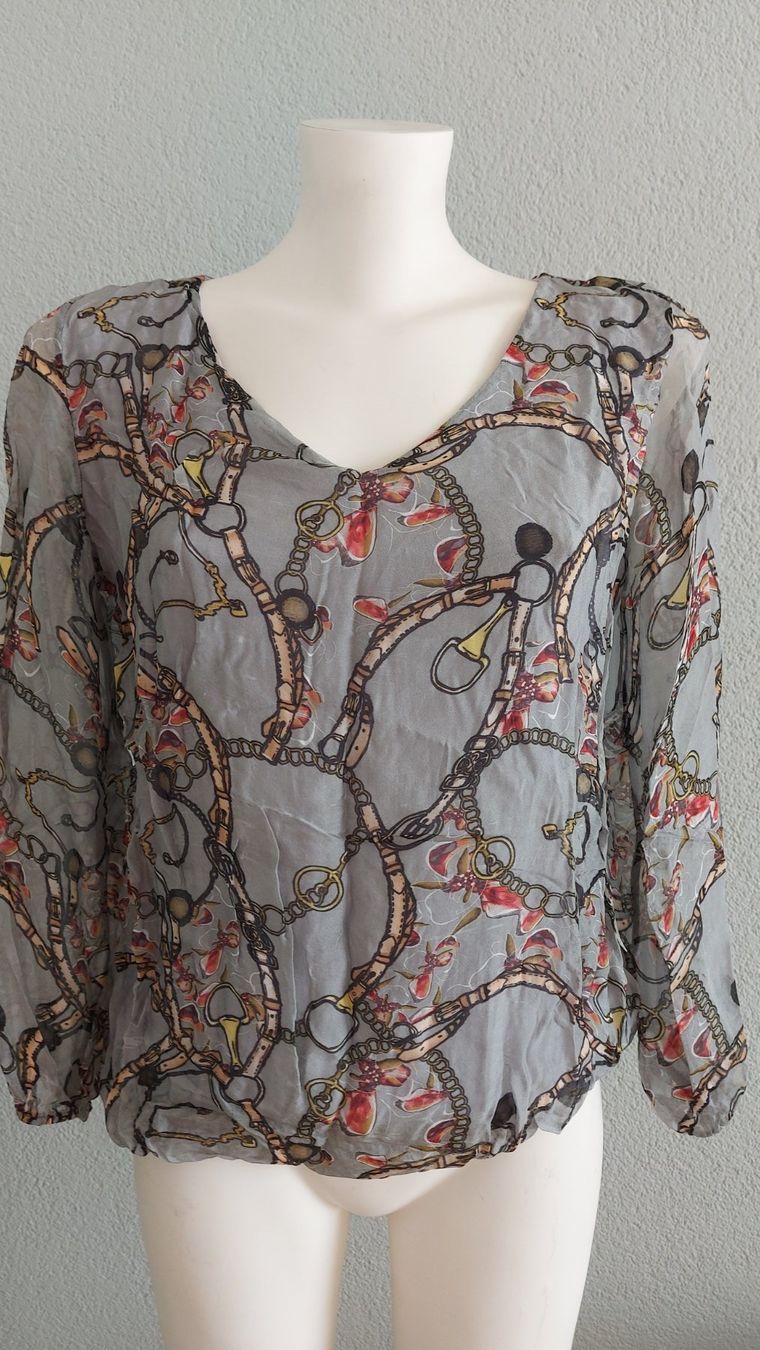 Blusen: Bluse Made in Italy mit Seide One Size – Gebraucht aus langenthal von rundholz7