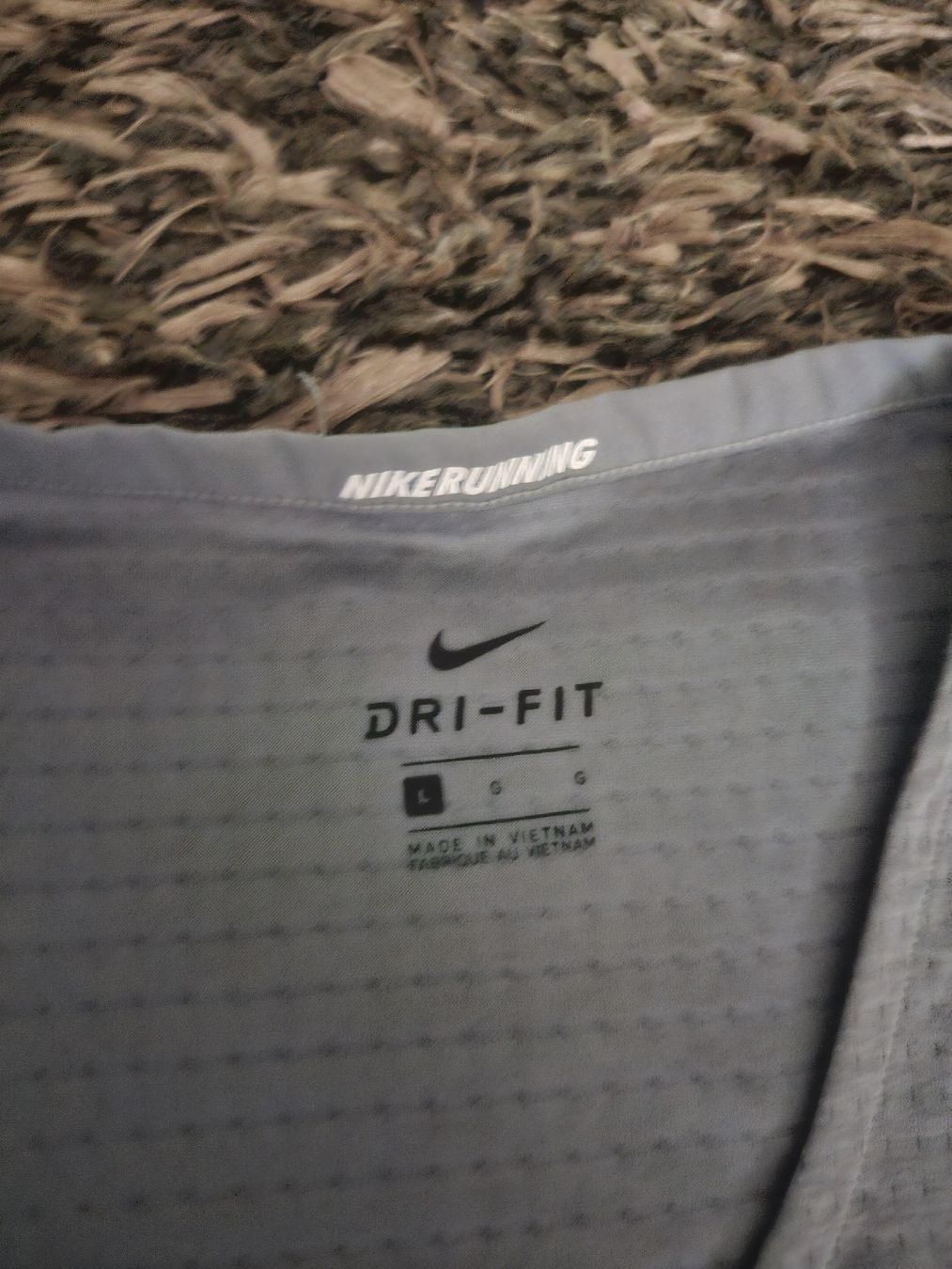 Nike T-shirt: Nike Trail Running Gr.L – Usato da Emmenbrücke venduto da TopGato 2