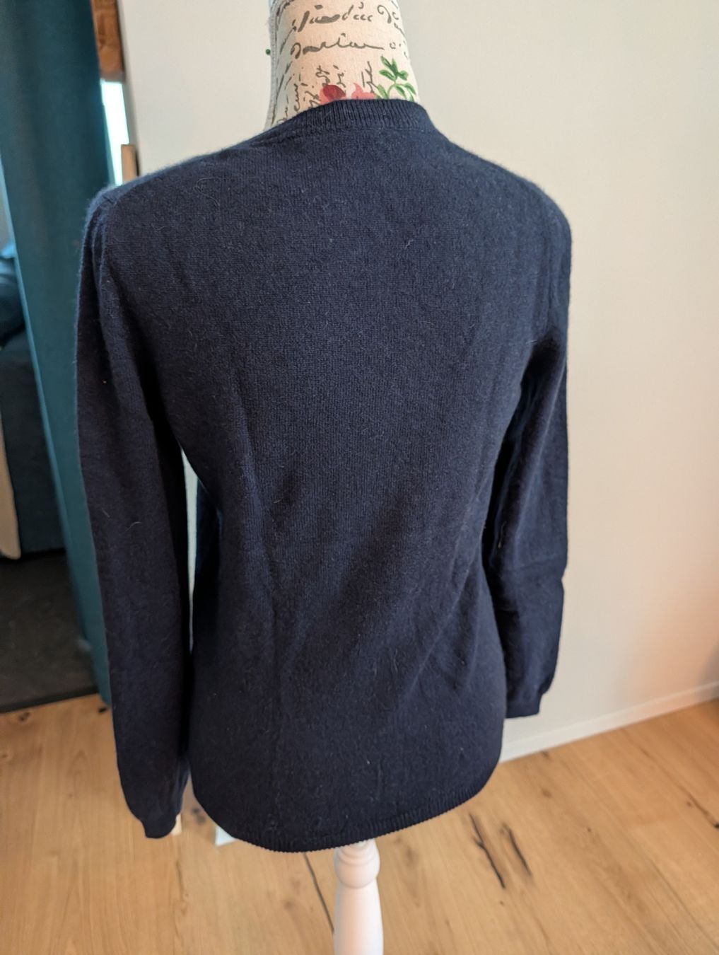 Pulls & Sweat-shirts: Dunkelblauer Kashmir Pullover – D'occasion à Weinfelden par AleKa5 1