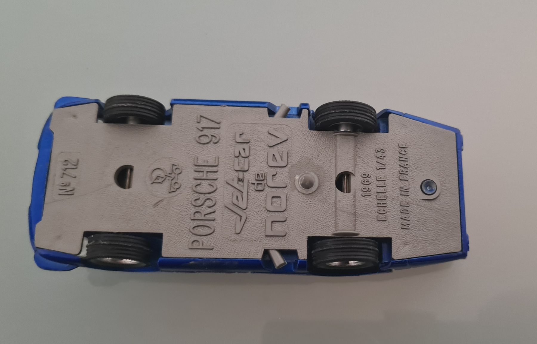 Norev Modellini d'auto: Norev Porsche 917 1:43 / 1969 – Usato da Uetendorf venduto da myhome12 4