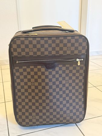 Louis Vuitton Pegase 45 Damier 